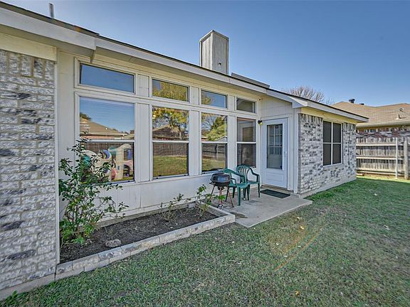 5th image of 2807 Yorkfield Ct