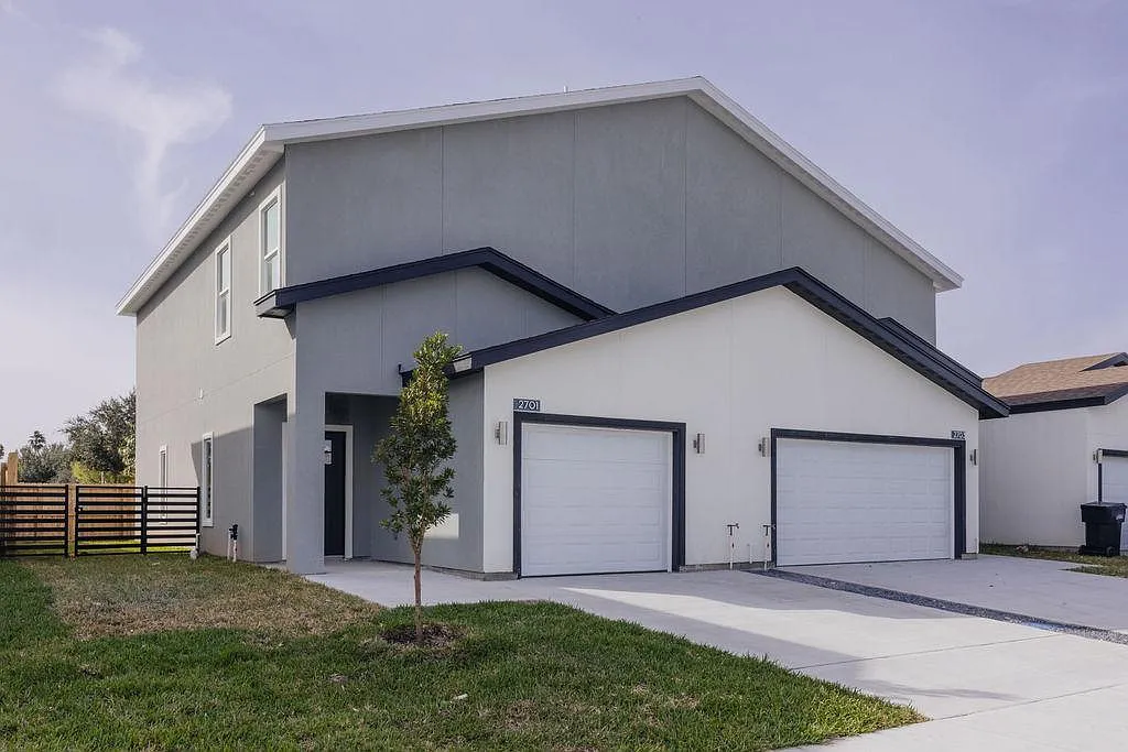 2701 Kerria Ave — Photo 1