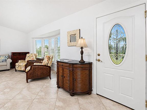 4th image of 18 BUNKER WAY