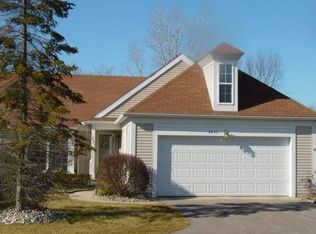 5653 Bayonne Ave, Haslett, MI 48840