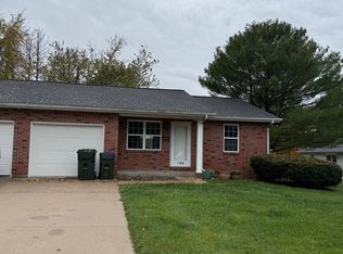 106 Debra Ln, Waterloo, IL 62298