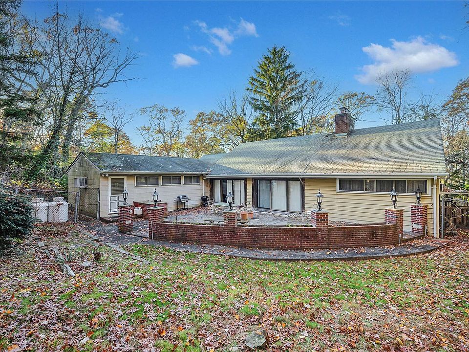 613 Caledonia Road, Dix Hills, NY 11746 Zillow