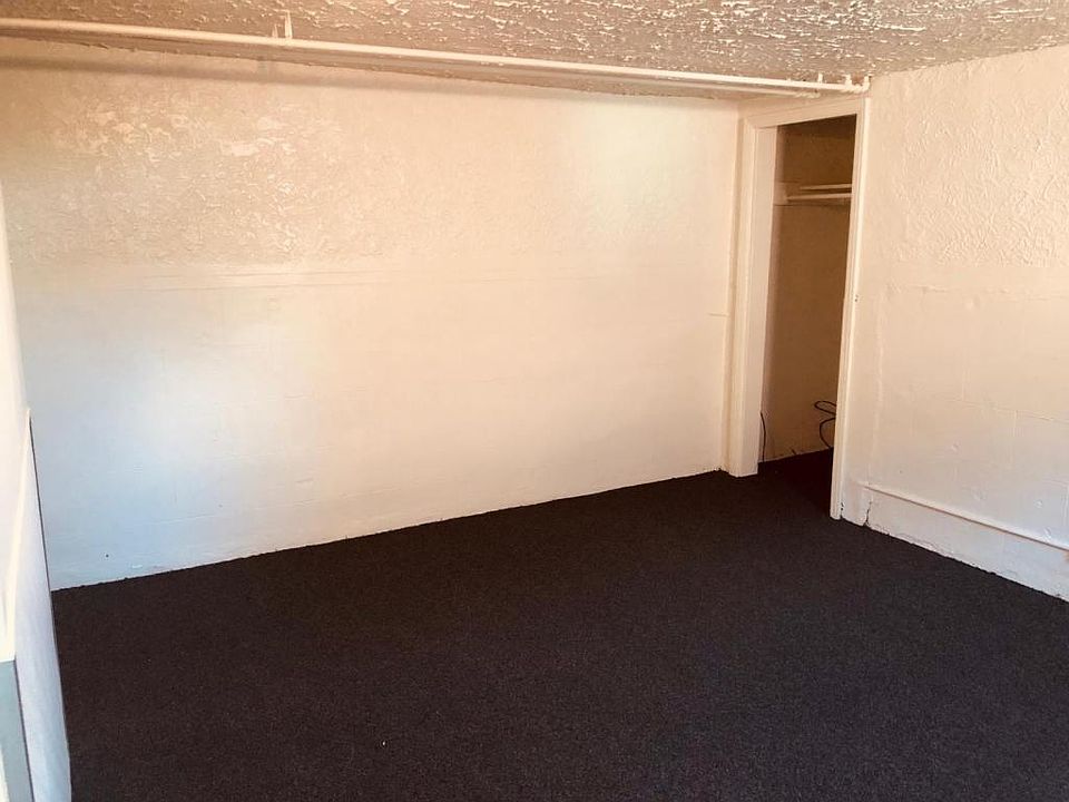 1st image of 704 Saint Joseph Ln APT 9