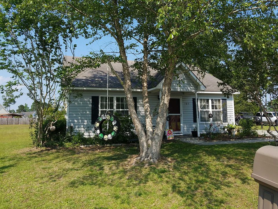 2nd image of 705 Thistle Ct