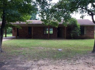 113 Railroad Dr, Grenada, MS 38901