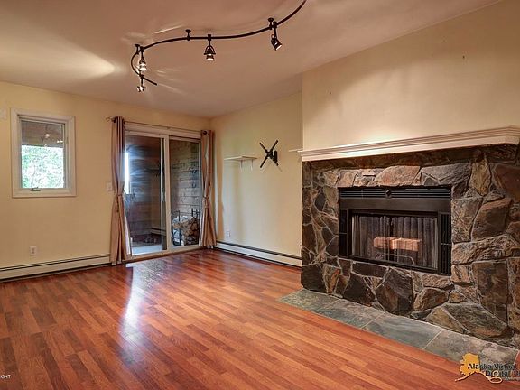 4th image of 9710 Vanguard Dr APT 85