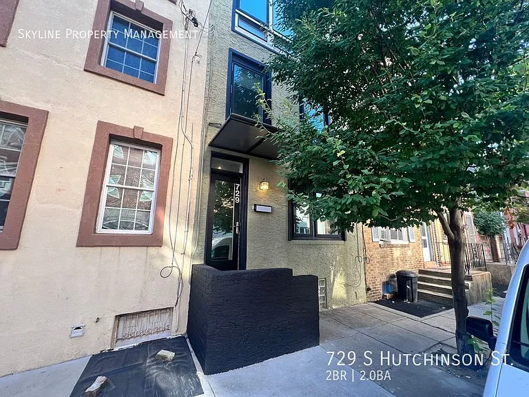 729 S Hutchinson St — Photo 2