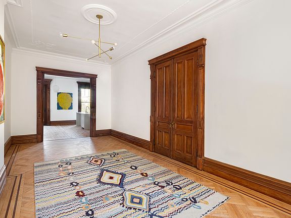 5th image of 591 7th St #1
