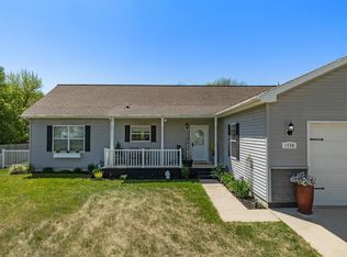 1728 Rivers Edge Dr SE, Minot, ND 58701