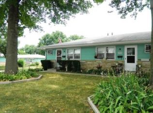 8013 N 30th St, Omaha, NE 68112