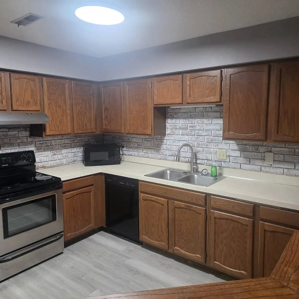 kitchen_04202026 - 20229 Hunter Ct