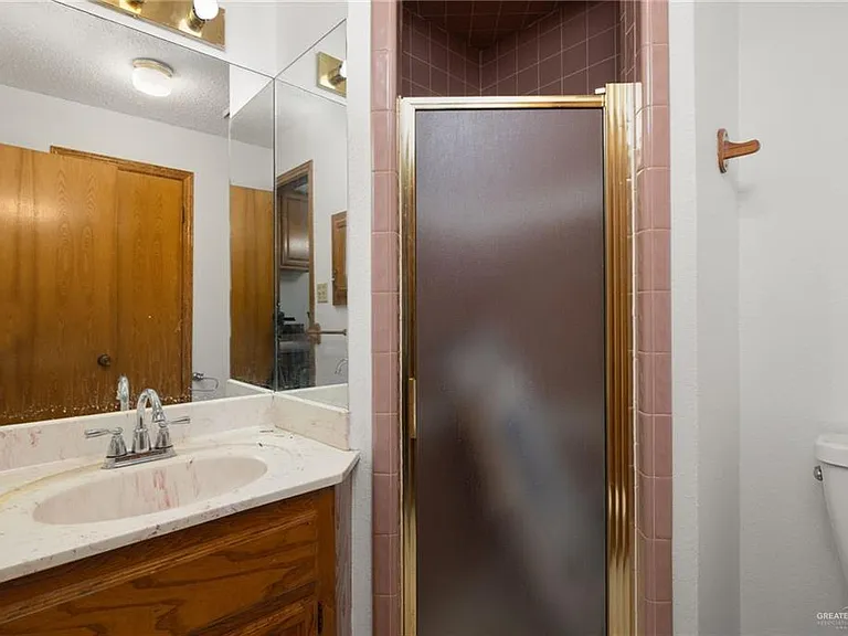 3808 N Cynthia St — Photo 17