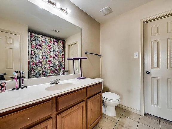 5th image of 4028 Vista Mar Dr