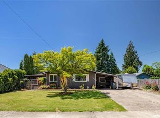 766 S 3rd St, Independence, OR 97351