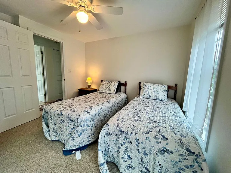 16 E Atlantic Ave — Photo 9