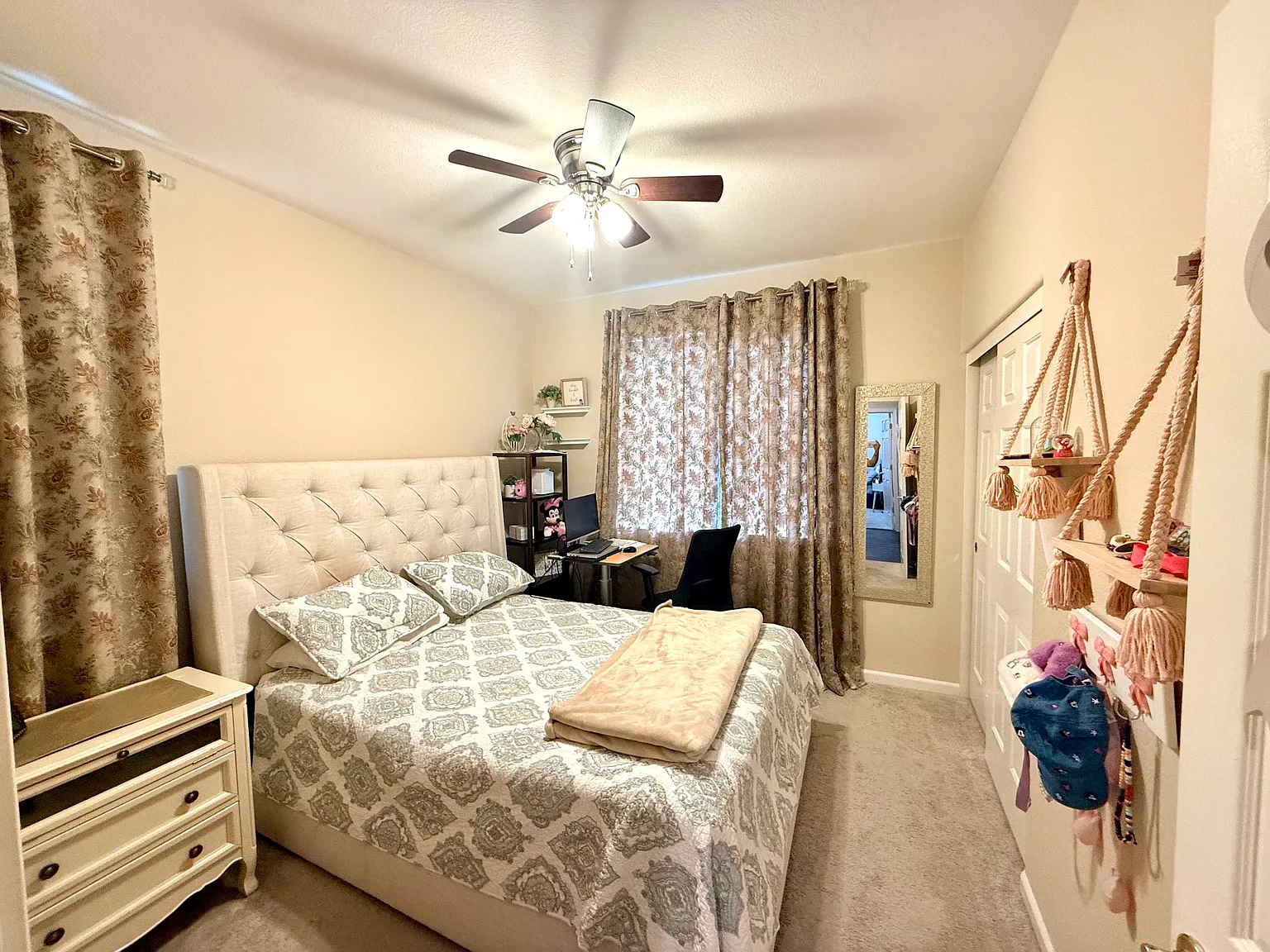 3 bed, 1974 sqft, $3,500 — Photo 3