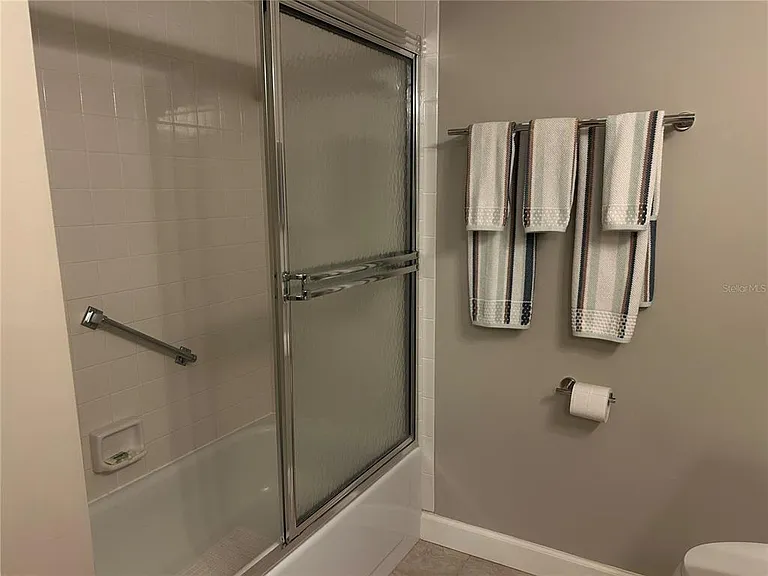 5662 Gardens Dr #104 — Photo 16