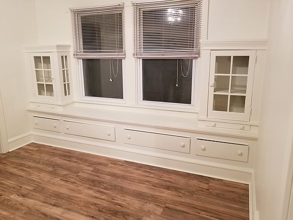 3rd image of 1465 Riverside Dr #1