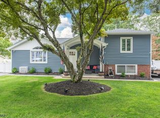 18 Clover Place, Mine Hill Twp., NJ 07803