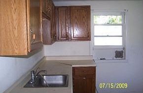 2nd image of 6 Gambia St