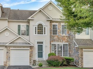 18 Mountain View Dr, Woodland Park, NJ 07424