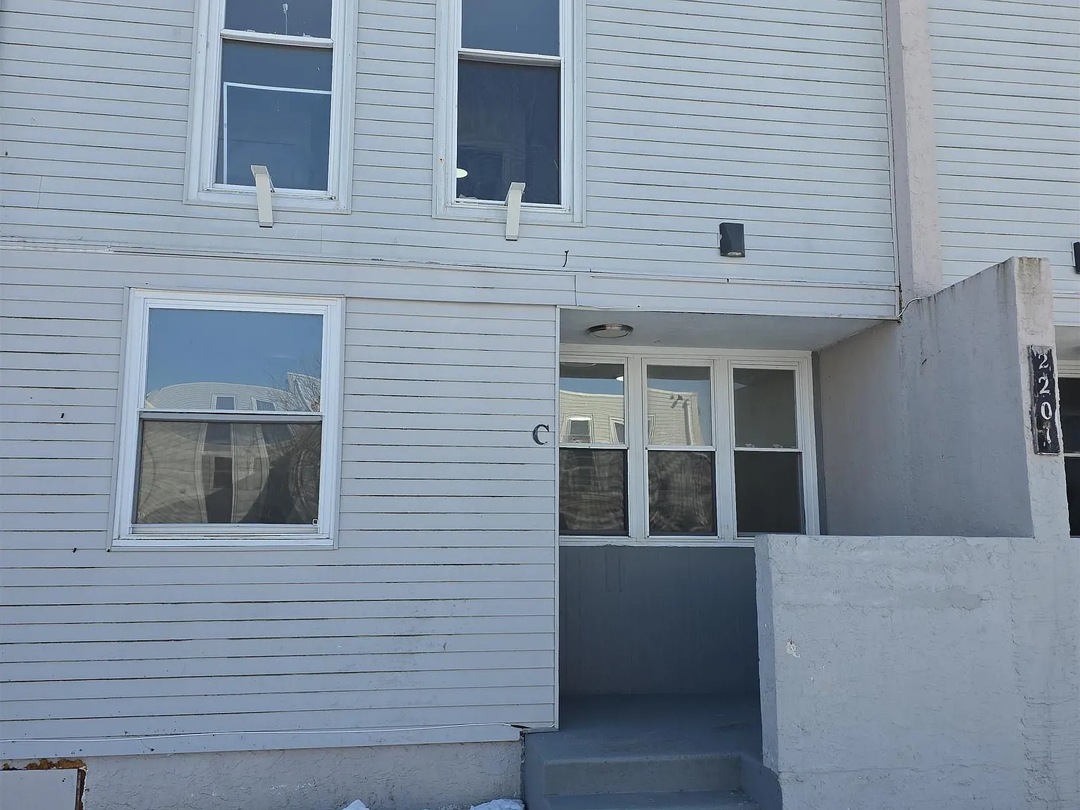2 bed, 1.0 bath, $1,795 — Photo 3