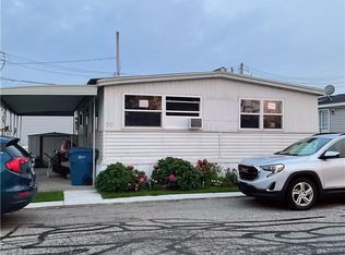 25021 Aurora Rd Trailer 90, Bedford Heights, OH 44146