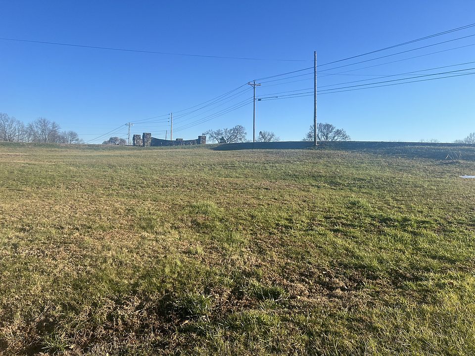 2nd image of 12649 Central Pike