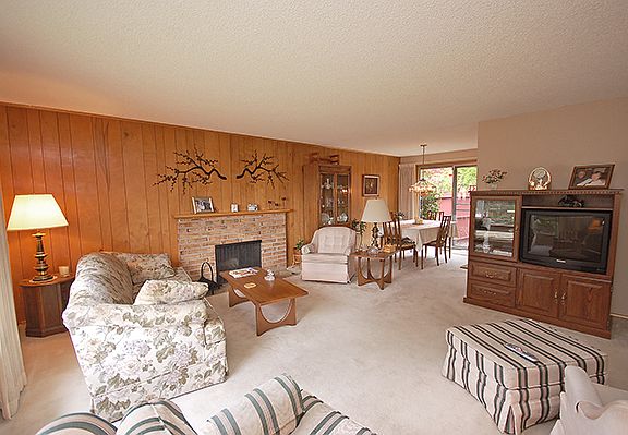 3rd image of 16522 4th Ave NE