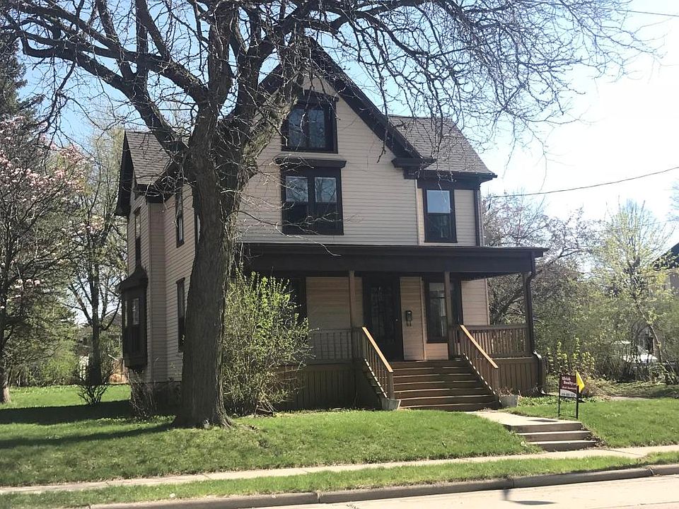 1st image of 609 Arcadian Ave