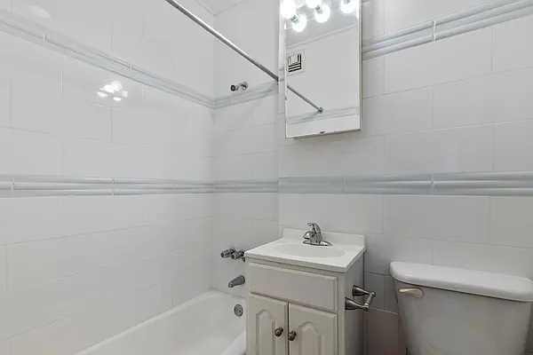 Rented by MNS | media 12