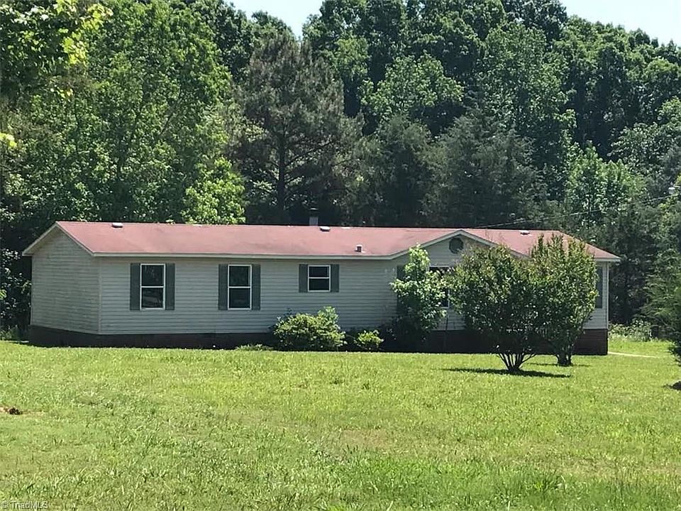 1st image of 8102 Bird Dog Ln