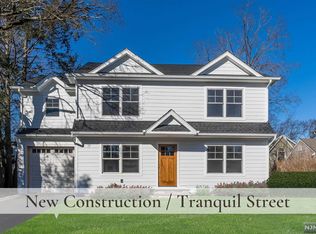 621 Maxwell Pl, Ridgewood, NJ 07450