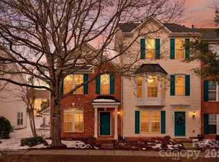 12811 Bullock Greenway Blvd, Charlotte, NC 28277