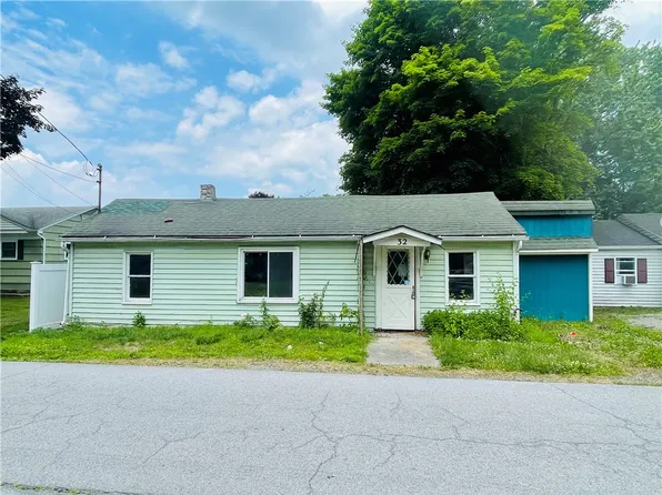 32 Battle St N, Dansville, NY 14437
