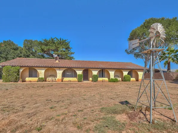 16207 Apricot Ln, Royal Oaks, CA 95076