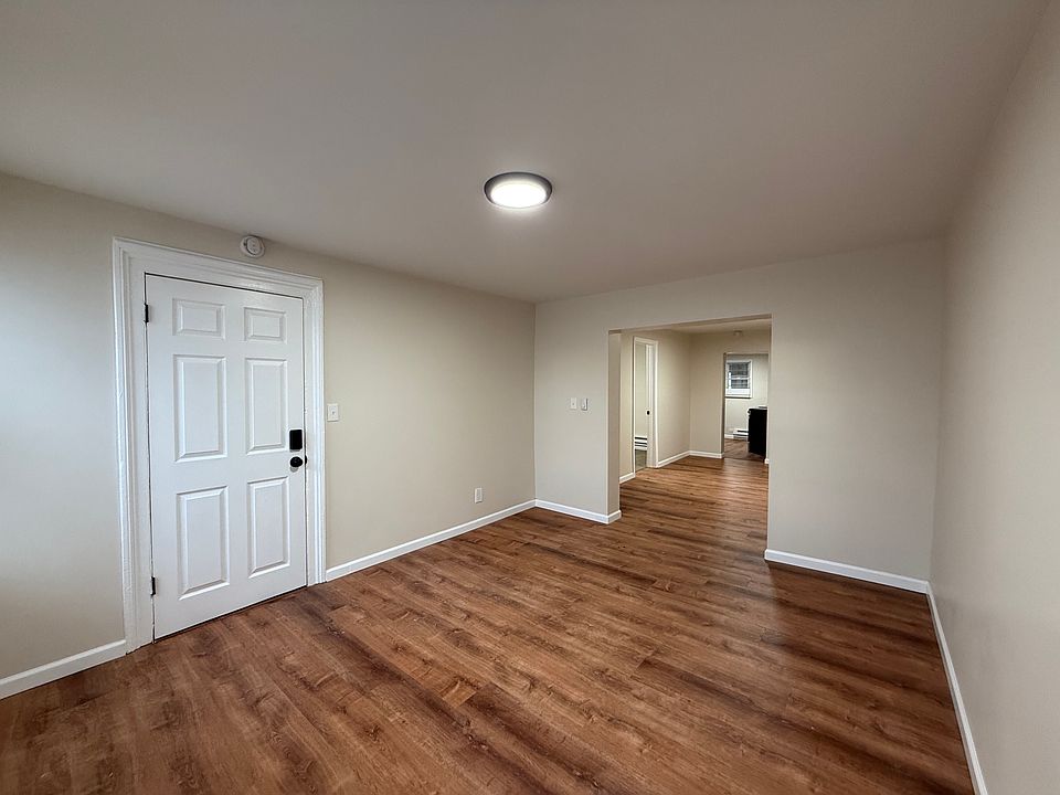 1st image of 663-665 Pawling Ave #1