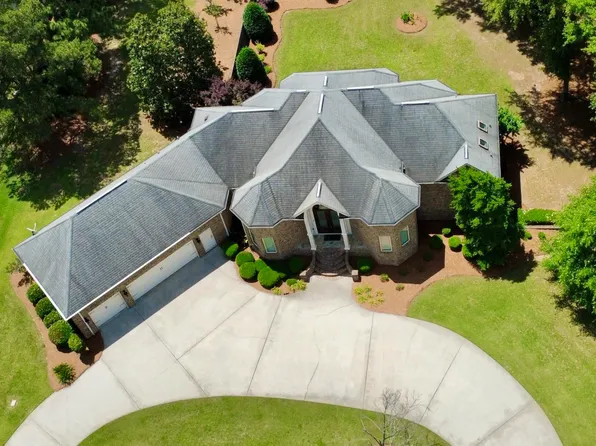 211 Lowpoint Trl, Warner Robins, GA 31093