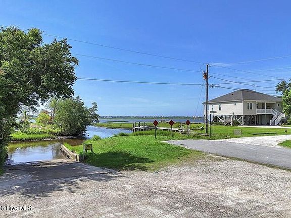 4th image of 164 Bahama Drive