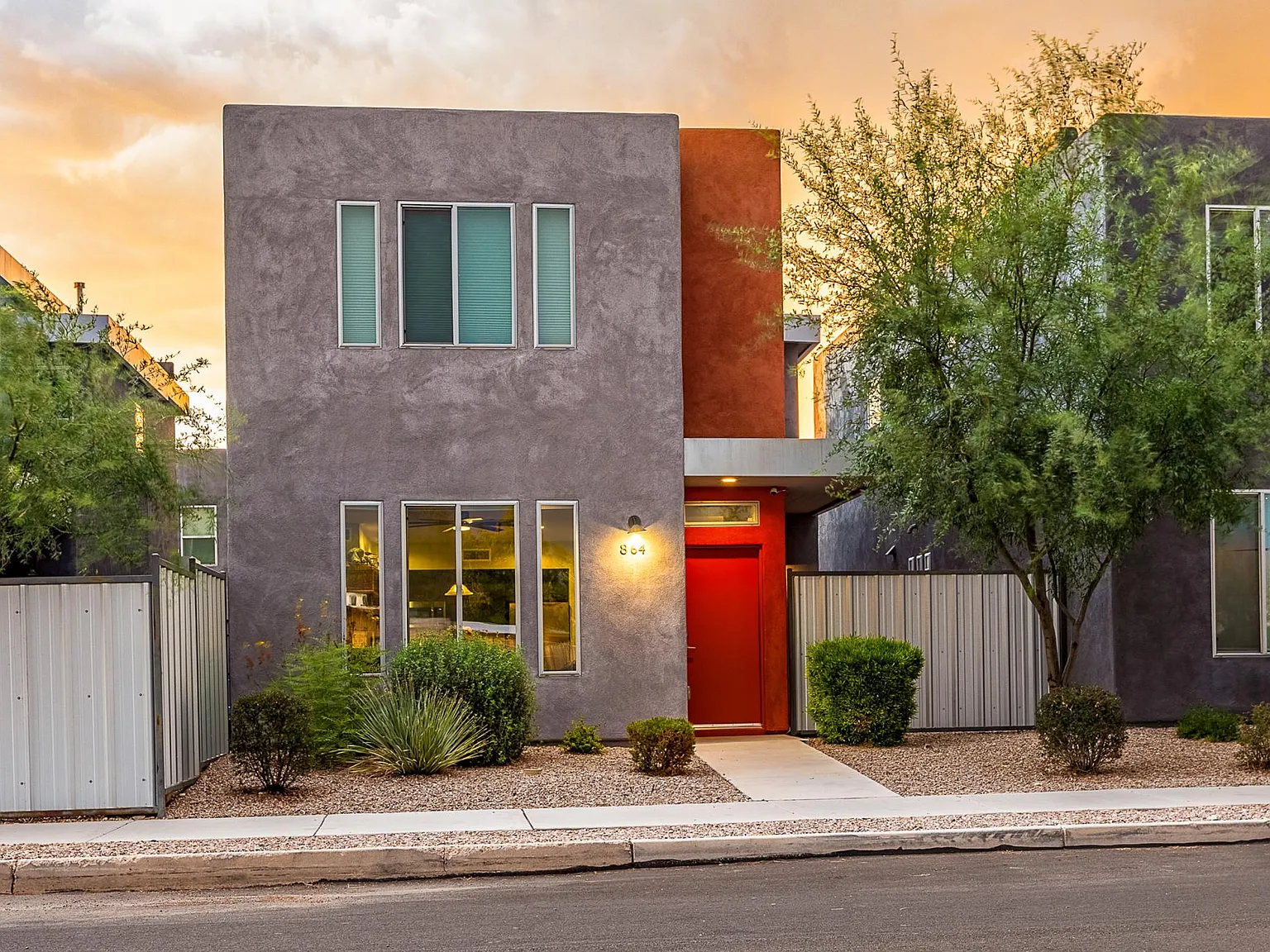 3 bed, 2.5 bath, 1624 sqft, $2,200 — Photo 3