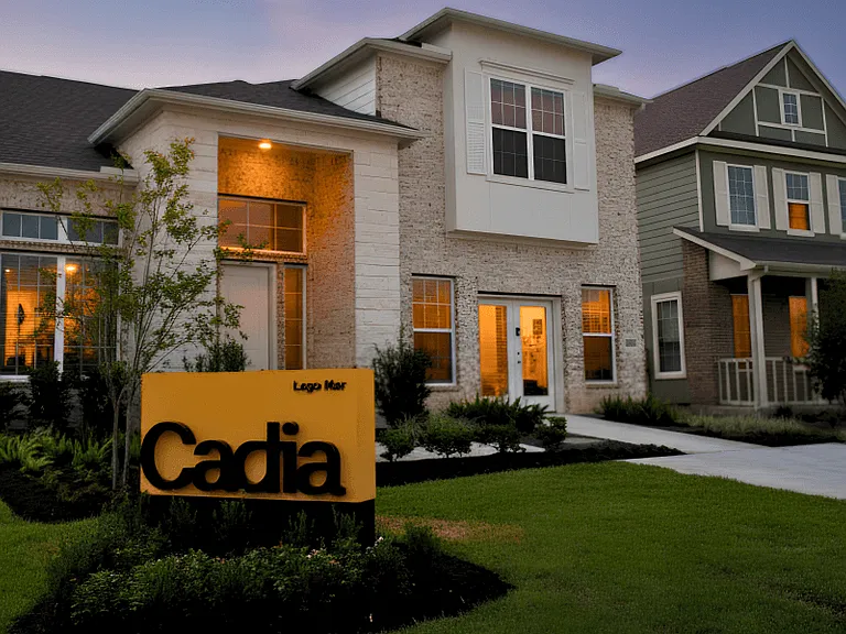 Cadia at Lago Mar — Photo 6