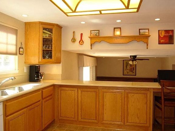 3rd image of 1170 Gilbert Ct