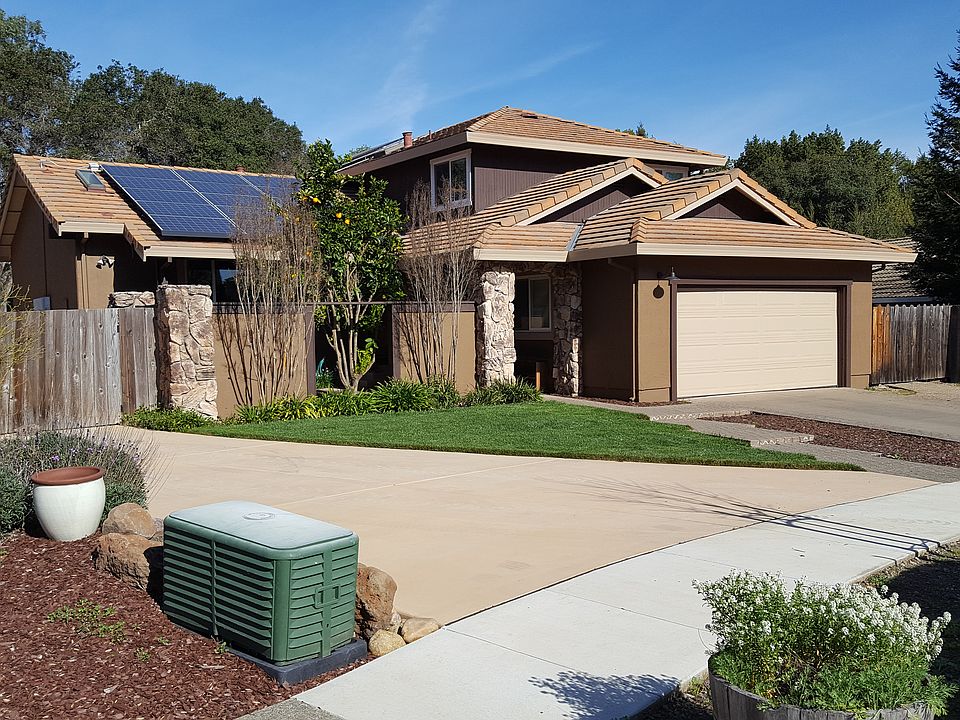 1st image of 340 Skylark Way