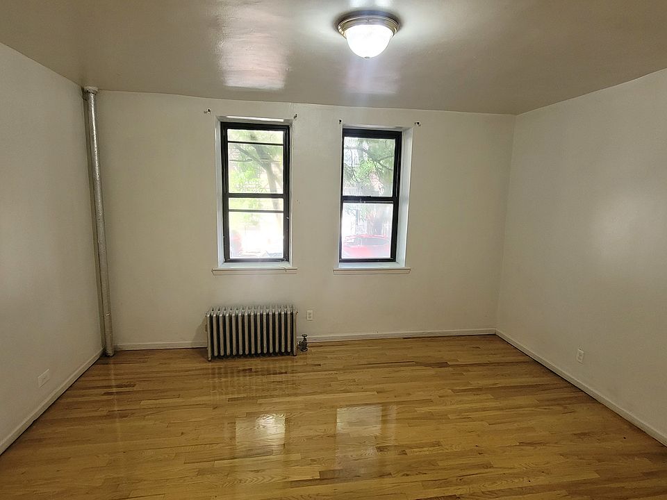 1st image of 54 W 174th St