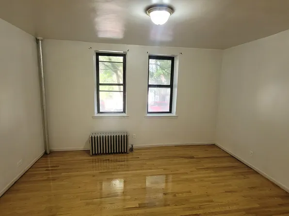 54 W 174th St, Bronx, NY 10453