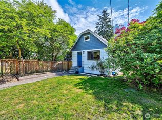 3806 35th Ave W #1, Seattle, WA 98199