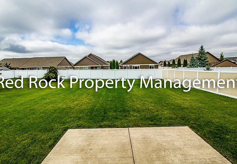 7527 N Carrington Ln — Photo 21