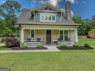 198 Woodlawn Ave, Winder, GA 30680