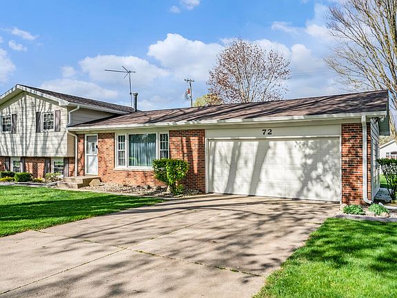 3rd image of 72 Greenway Dr