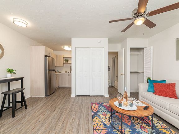 3rd image of 3600 Windmeadows Blvd Unit 98